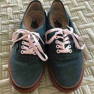 Vans Classic Gum Sole Shoe - Men’s 9.5
